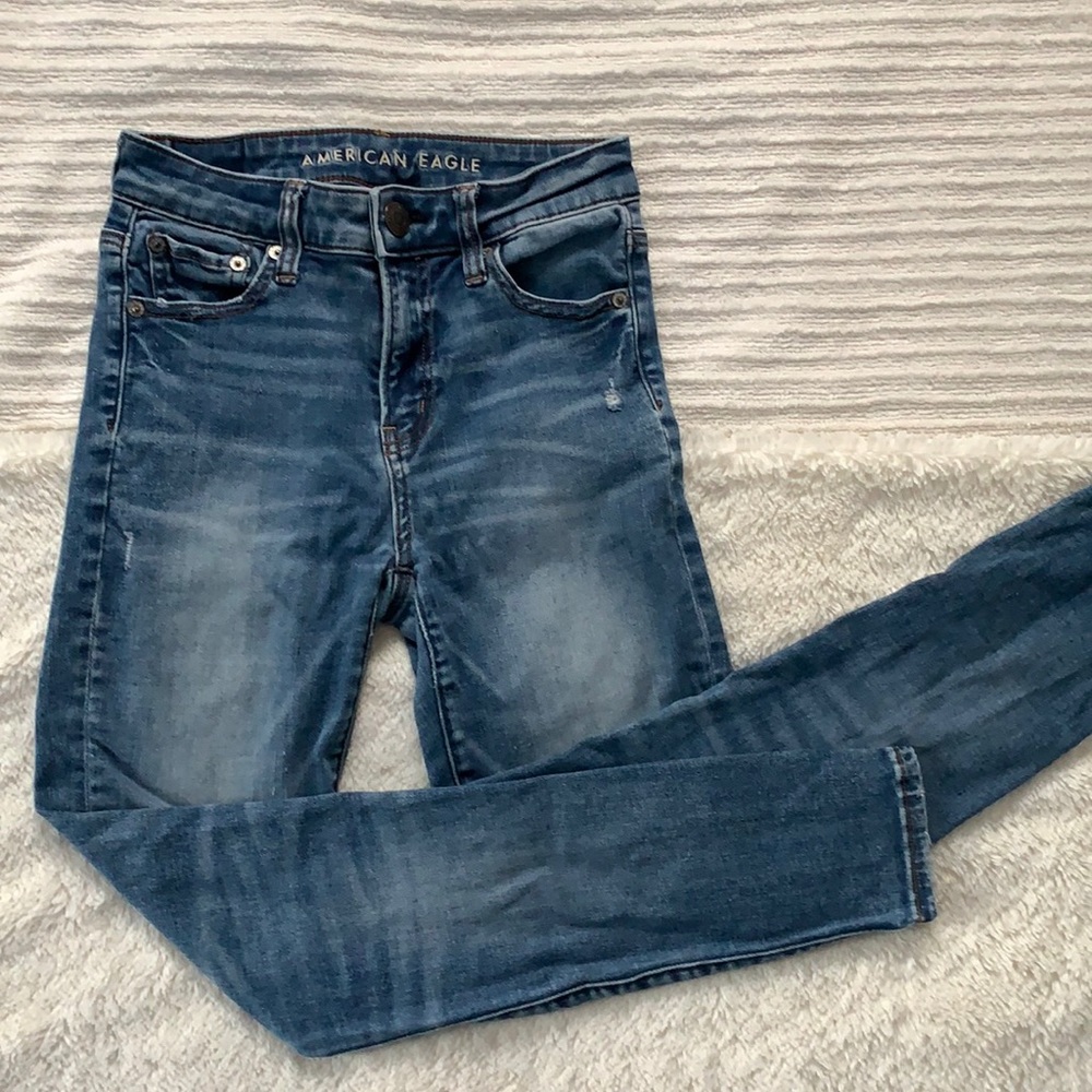 blue skinny jeans